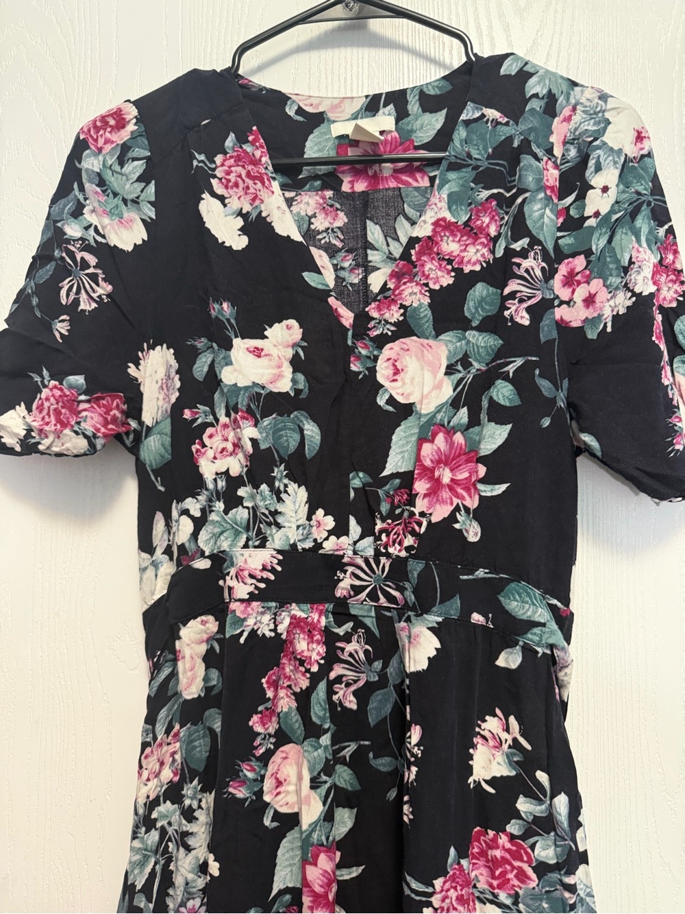 Floral rayon V-Neck maxi Dress
